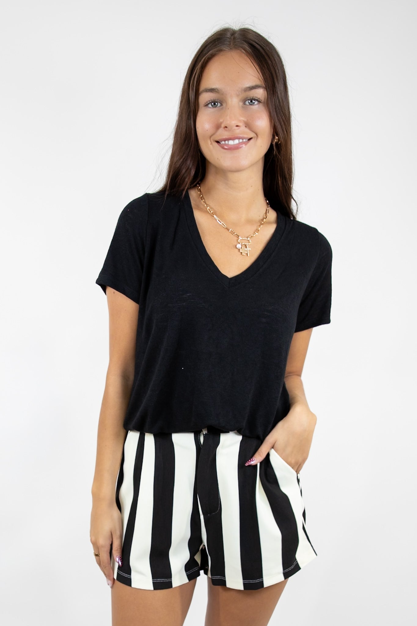 Everyday Hacci V Neck Tee Black