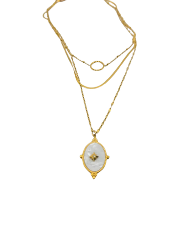 3 Layer Oval Pandent & Snake Chain Necklace