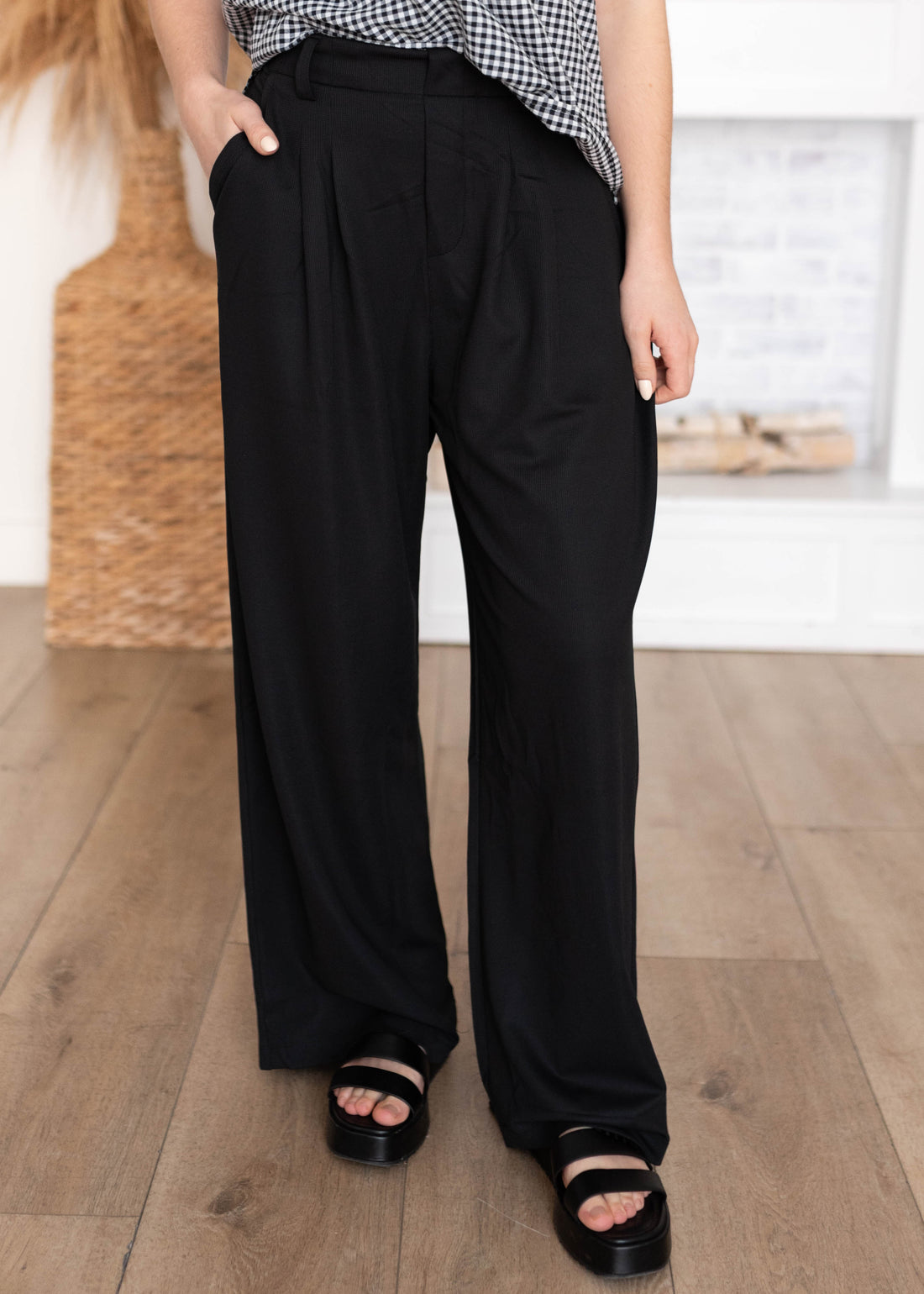Arya Black Wide Leg Trousers