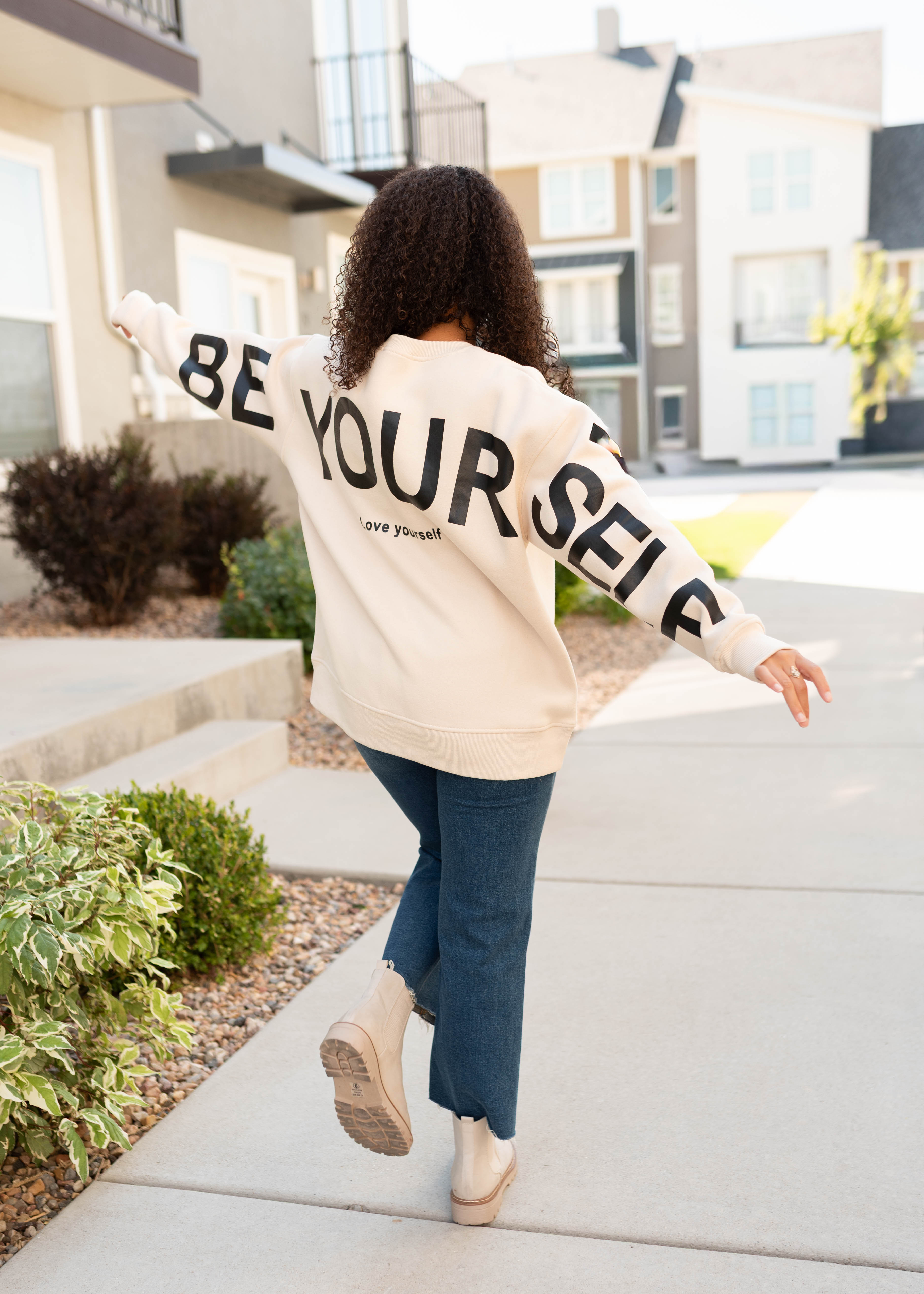 Be Yourself Cream Pullover