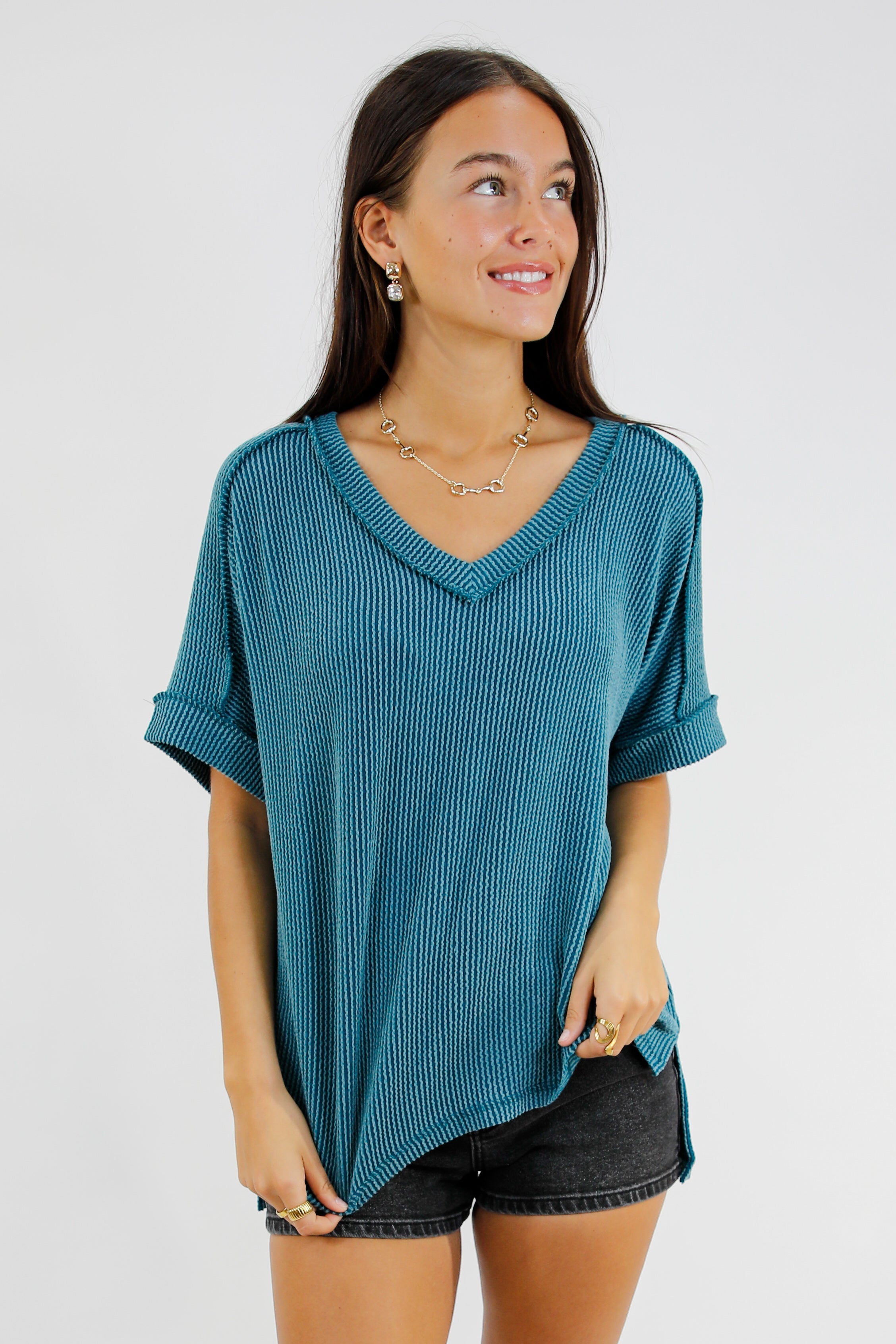 Easy Day Raised Rib Hi Low V Neck Top