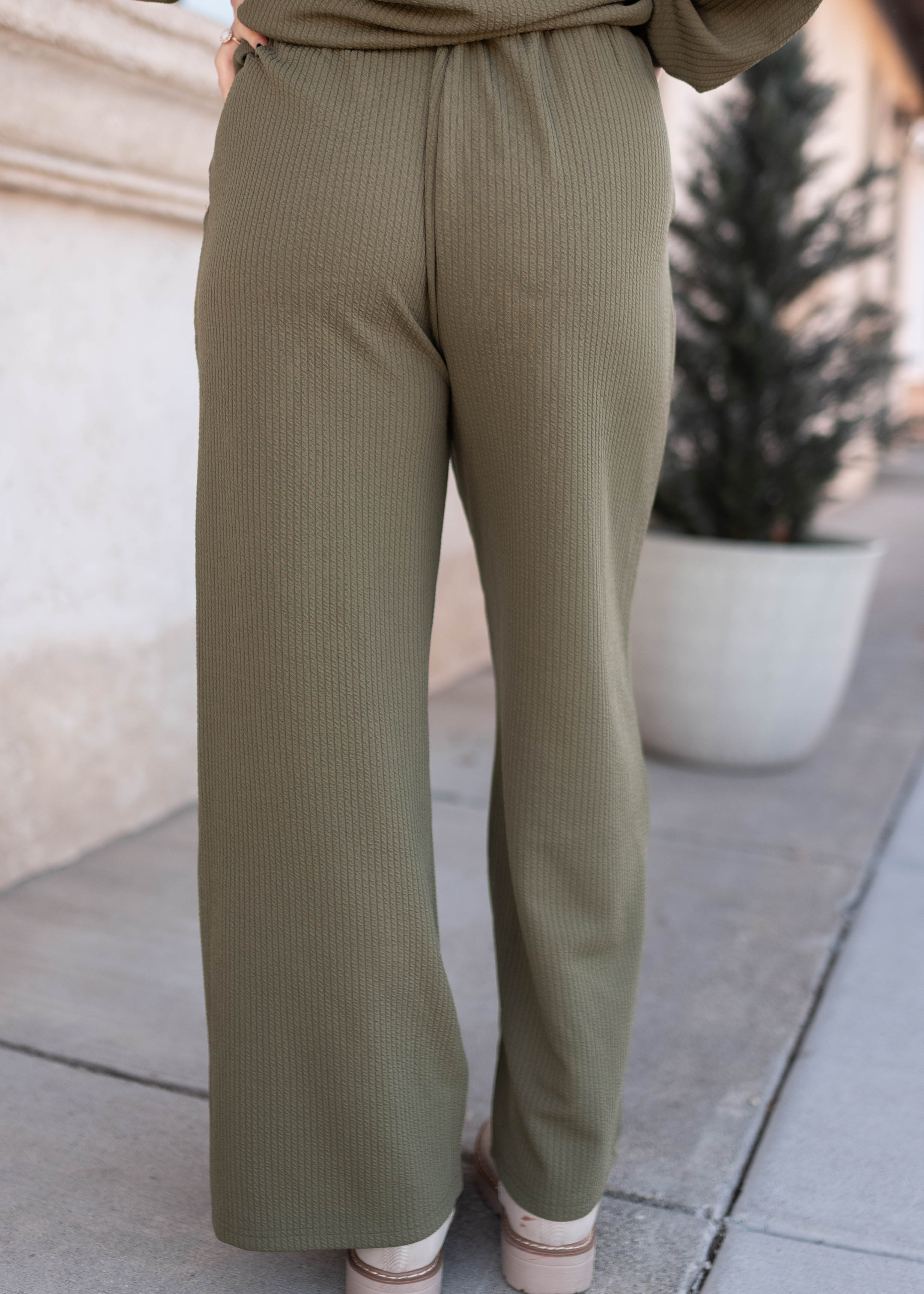 Emilie Olive Textured Pants
