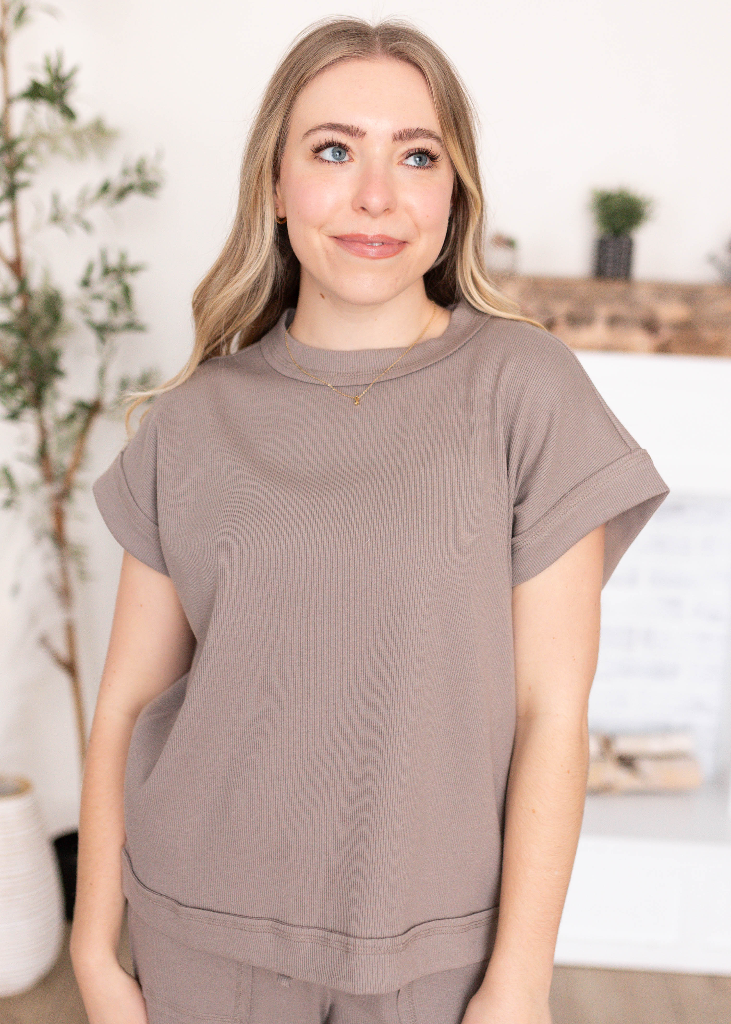 Hallie Mocha Lounge Set